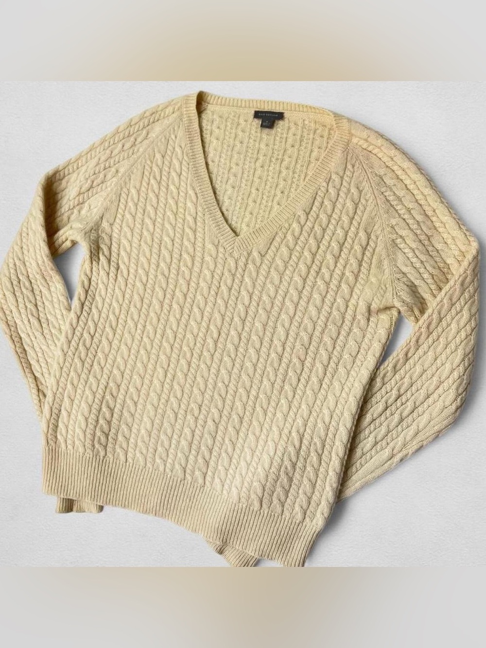 Ann Taylor Cashmere Cream Cable-Knit V-Neck Sweater